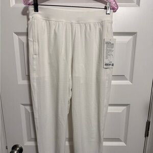 Lululemon White Adapted HR Joggers (8)